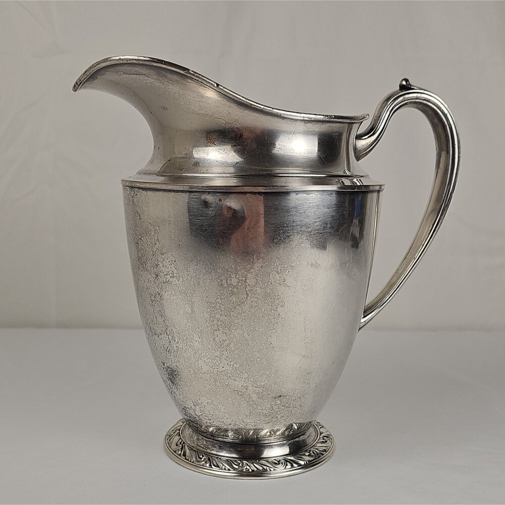 Vintage Oneida Briarcliff Silver Plated Pitcher Ewer
